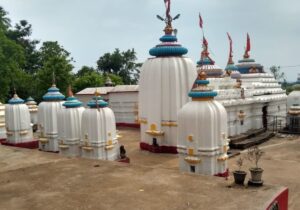 tourist places in Cuttack- Champanath Temple